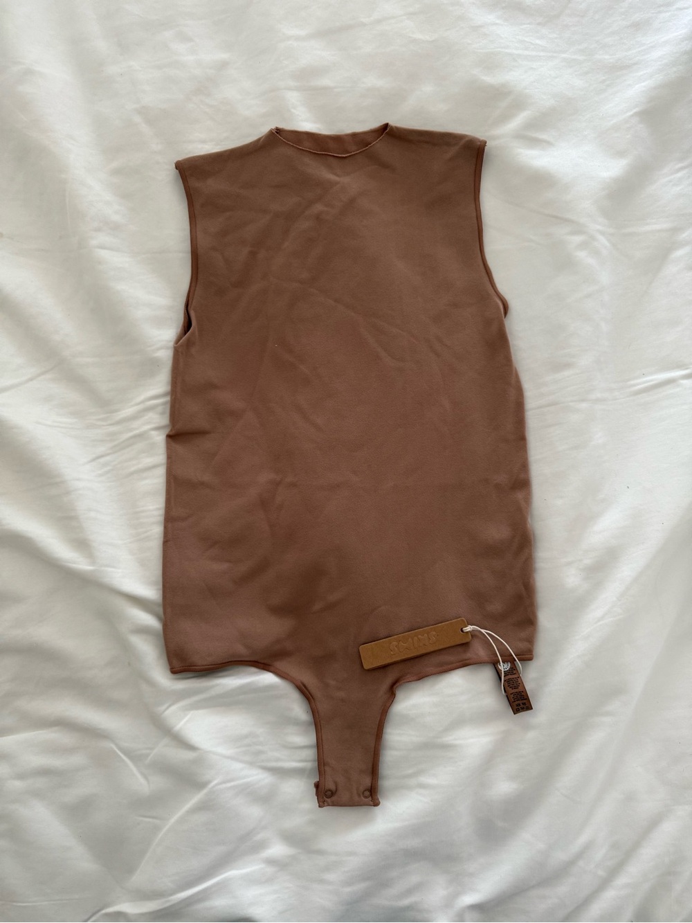SKIMS Essential Crew Neck Sleeveless Bodysuit Sienna XXS/XS NWT